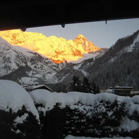 Pyrene Mont-blanc *